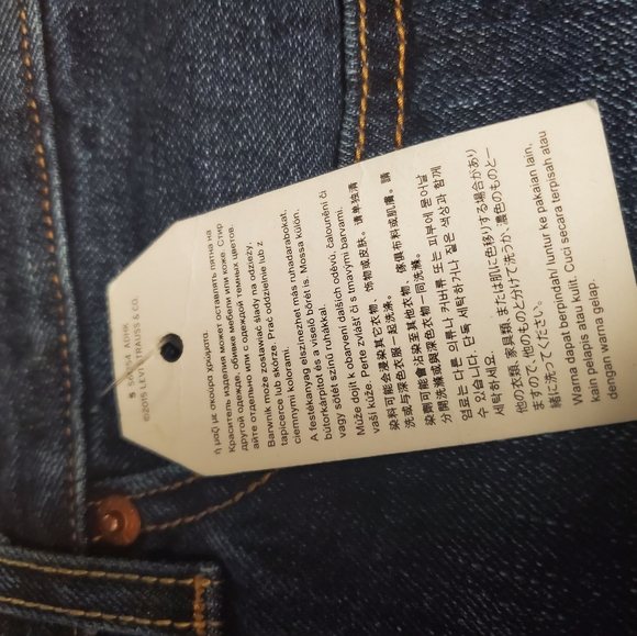 Levi's 501 Button Up Fly Shorts - Picture 2 of 10